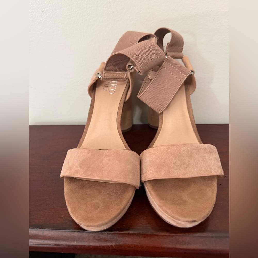 Franco Sarto suede chunky heel dressy sandal in size 8
